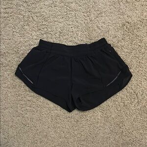 Lululemon Hotty hot shorts